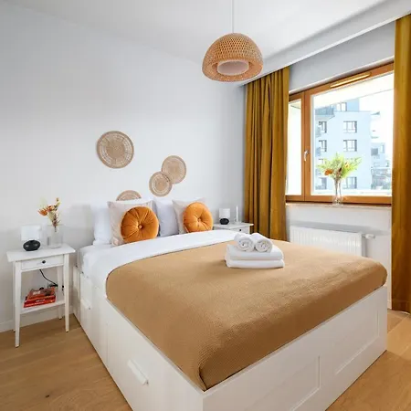 Bialego Debu Cosy By Bookinghost * Warszawa