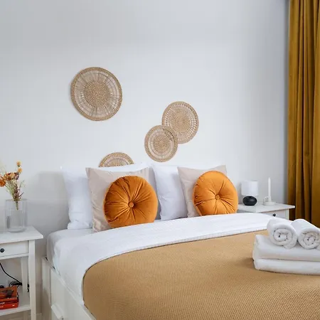 Bialego Debu Cosy By Bookinghost *