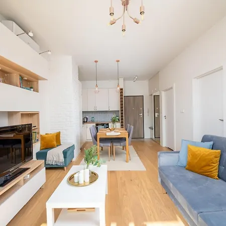Apartment Bialego Debu Cosy Warschau